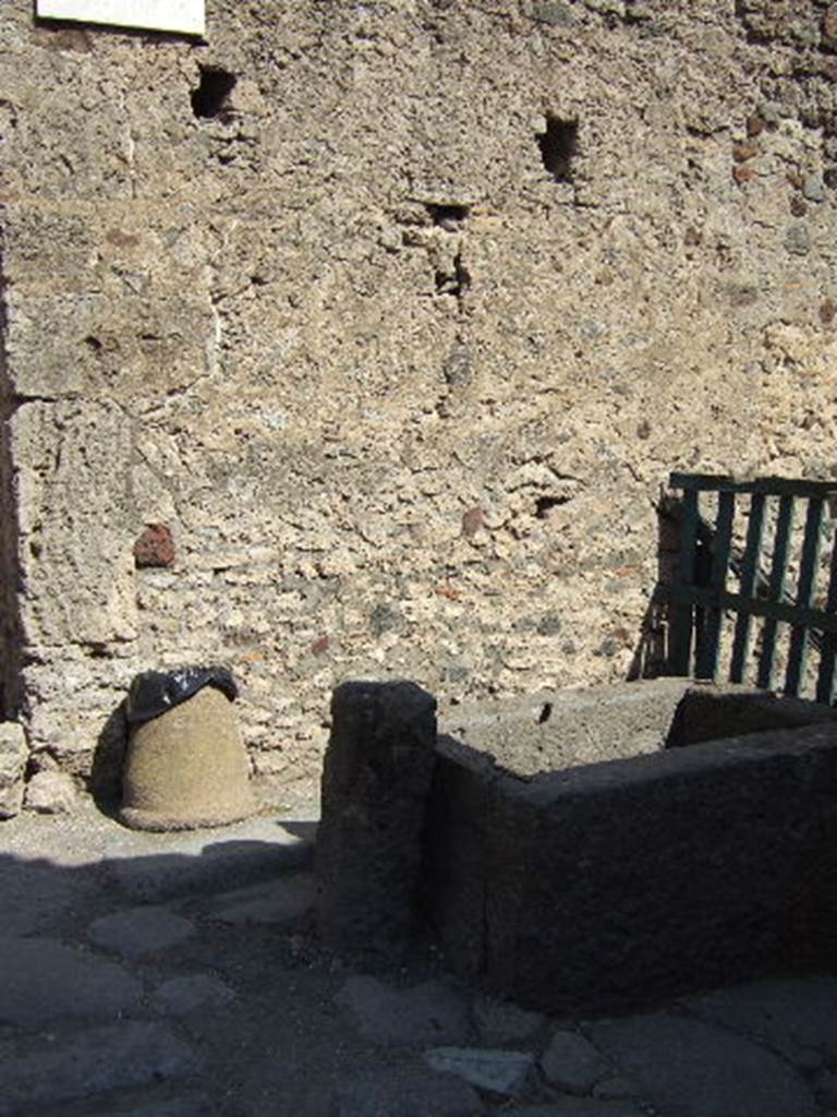 Fountain Outside Vi Pompeii May